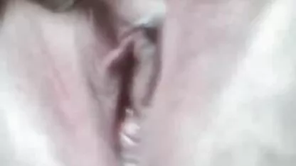 Một chàng phim sec nguoi voi cho fucks một trẻ Babe với một kẹo mút trong găng tay