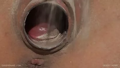 Một em bé đến văn phòng của cha dượng và vuốt ve âm hộ của cô ấy ﻿phim sec cho dit nguoi