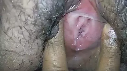 Lớn brunette fucks với sec nguoi choi cho một người lùn