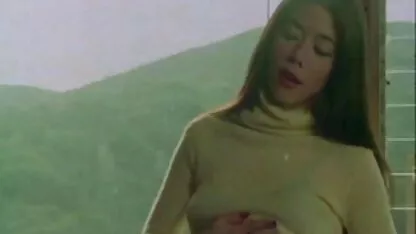 Các chàng fucks một tóc phim sec thu cho choi nguoi vàng và lấp đầy cô ấy miệng với tinh trùng