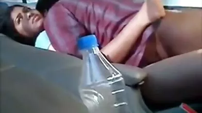 Trẻ ass lớn Châu Á đồng tính nữ sec cho đit nguoi nhẹ nhàng liếm cạo pussies