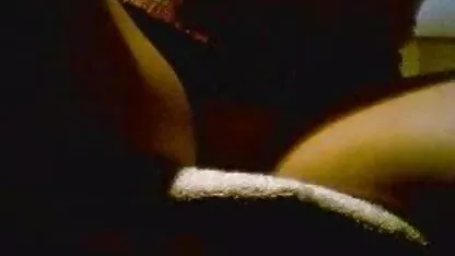 Chàng fucks sừng bitches xem phim sec thu dit nguoi giữa tits